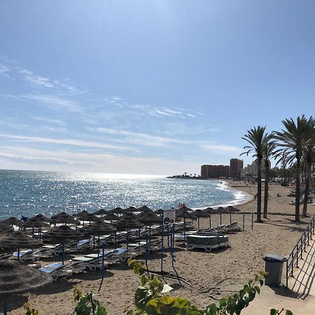 Victoria Luxury Beachfront Apartment In Benalmadena Costa エクステリア 写真