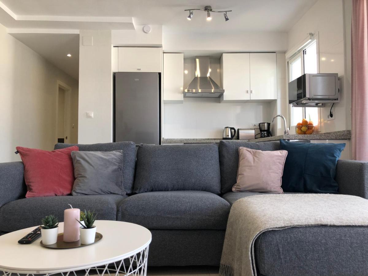 Victoria Luxury Beachfront Apartment In Benalmadena Costa エクステリア 写真