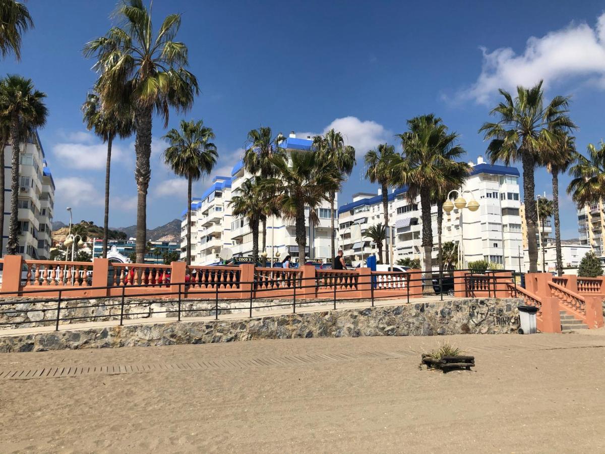 Victoria Luxury Beachfront Apartment In Benalmadena Costa エクステリア 写真